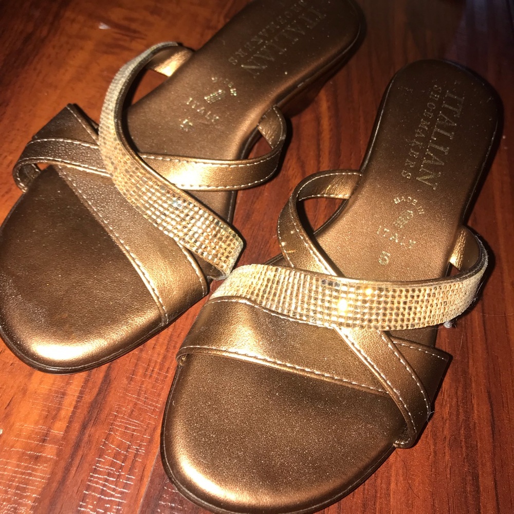 Brand new Italian shoemakers sandals in size 5